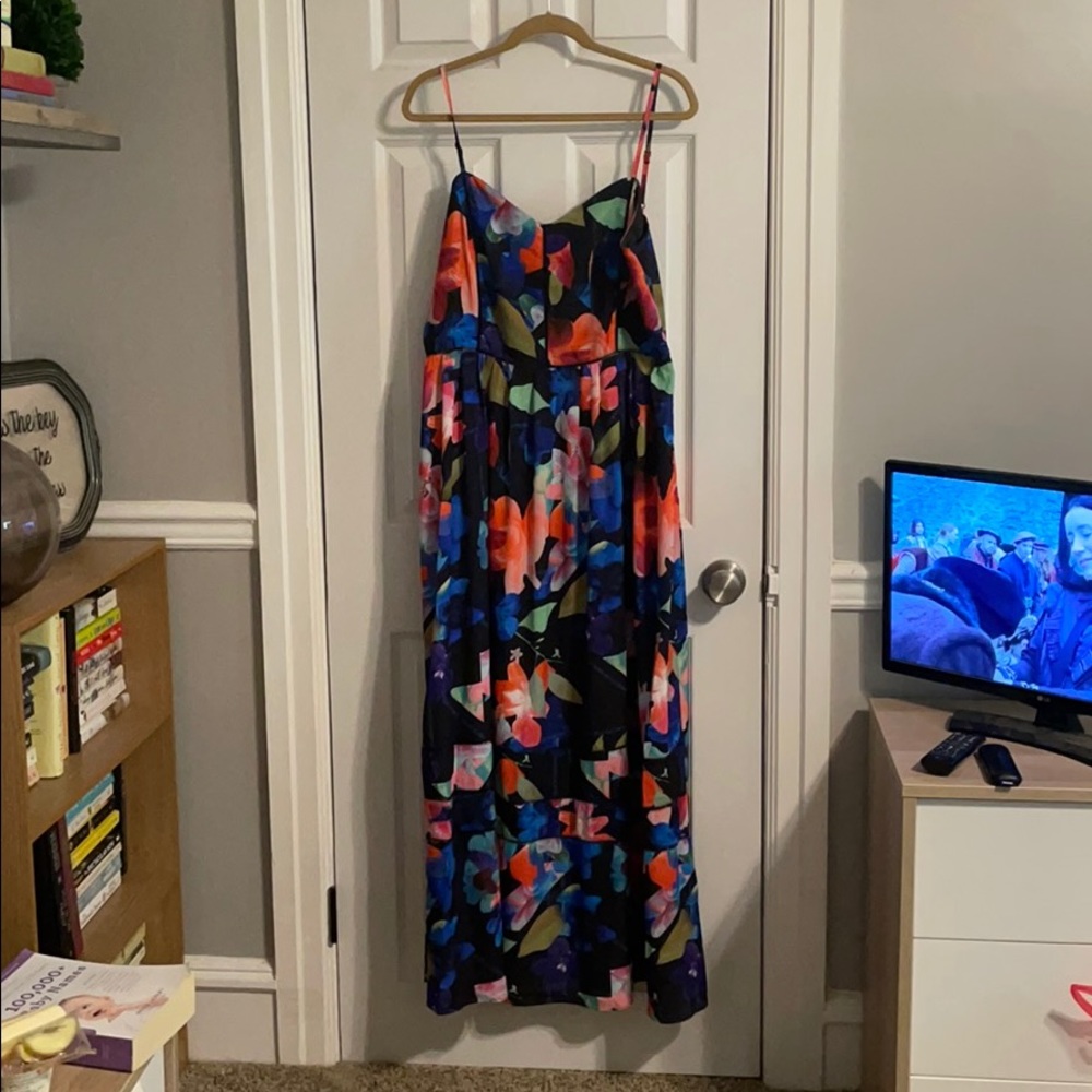 City Chic - Floral Maxi Dress - Multicolor